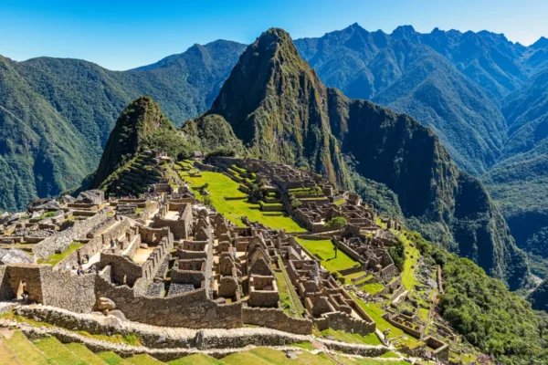 Tour Valle Sagrado y Machu Picchu 2D/1N
